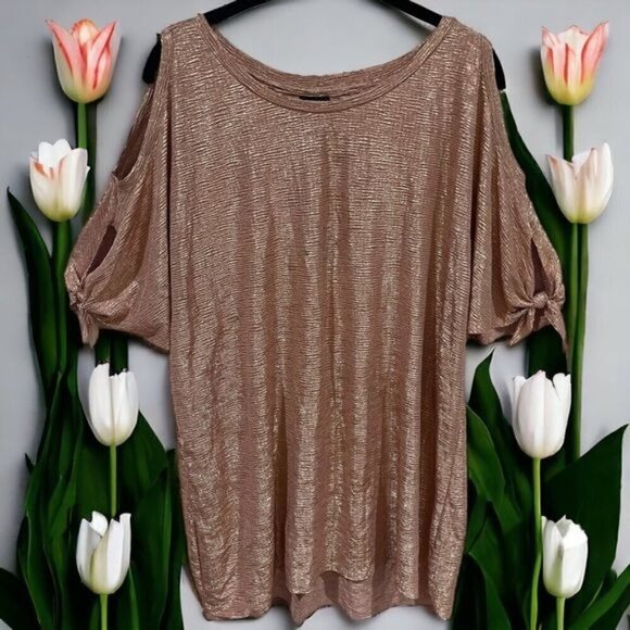 Worthington Tops - NEW Worthington Woman Rose Gold Cold Shoulder Flowy Blouse Women’s Size 0X